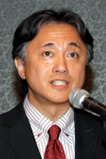 司会の飯塚チーム長